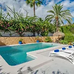 Coral - Grupo Turis Villa Ifach